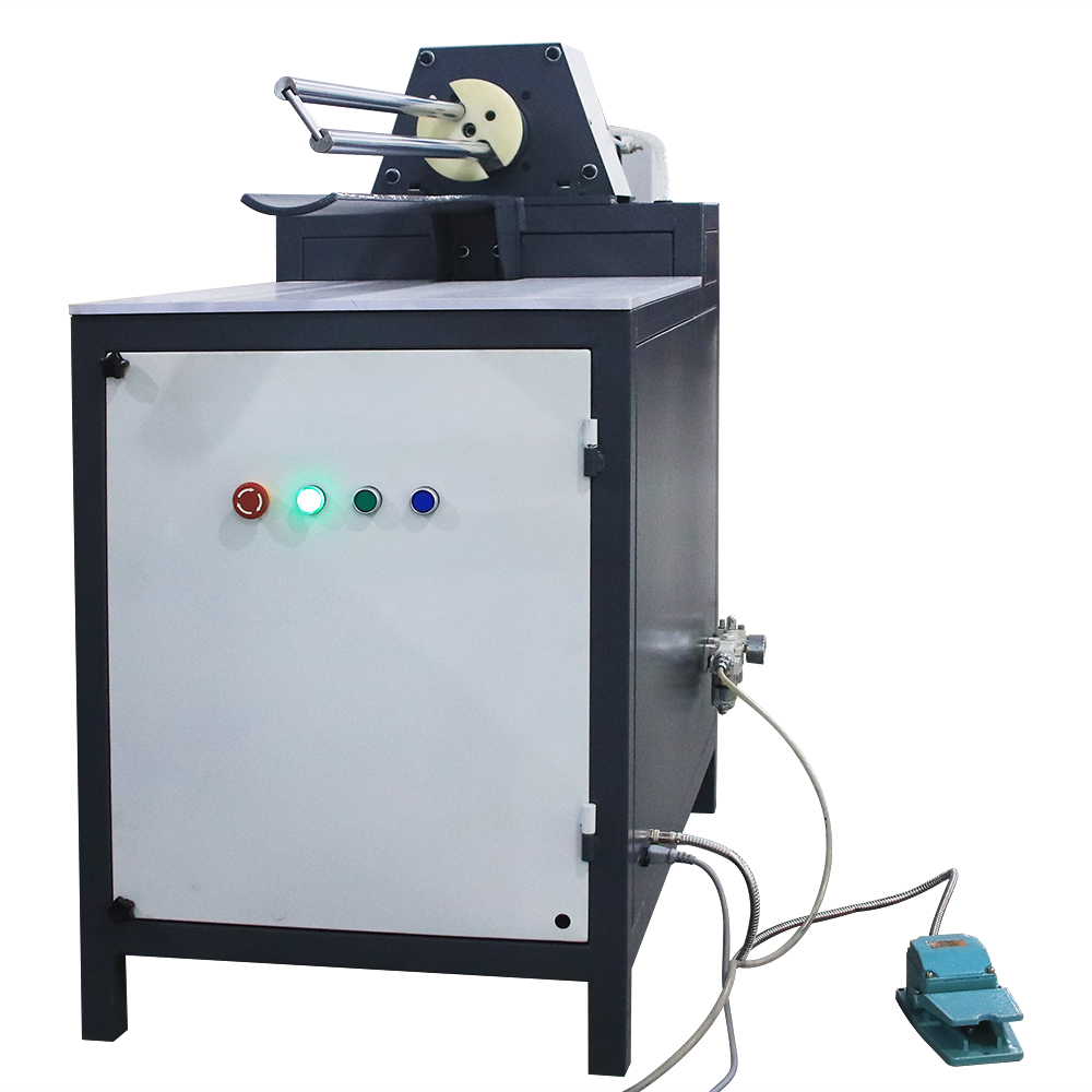 枕頭卷縮套袋機(jī)（半自動(dòng)款）